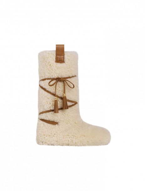 Laced Fur Boot 05